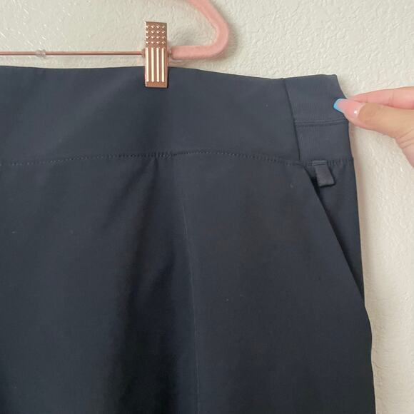 Athleta Shorts Womens Size 26 Plus Black Brooklyn Pull On Pockets Athletic Gym - Picture 5 of 10